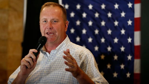 Missouri Attorney General Eric Schmitt speaks at Ocean Zen in Springfield on July 23, 2022. Cruz Rally 7